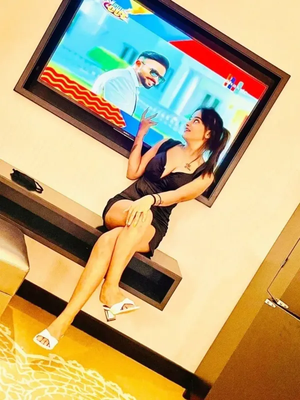Meera Kapoor, verified companion in Sector 137