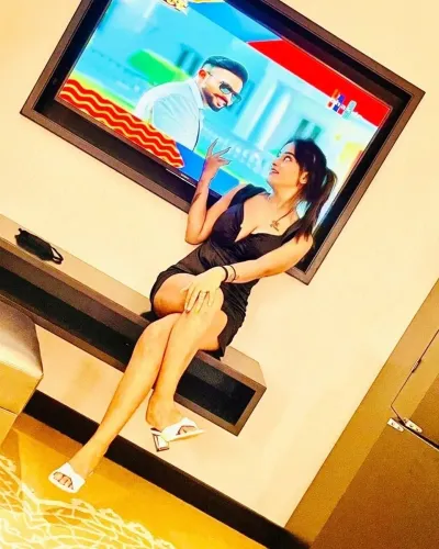 Meera Kapoor, verified companion in Sector 137