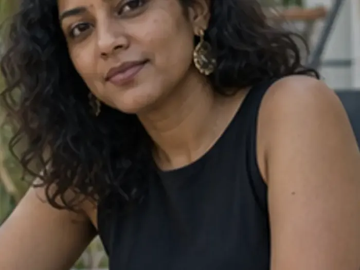 Riya Saxena, escort model in Noida Extension